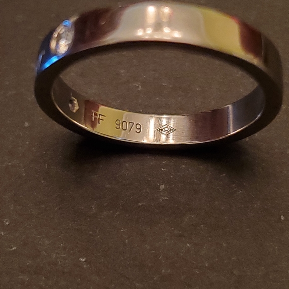 C de Cartier Wedding Band. Platinum and Diamonds, Size 51 (offers considered) - Picture 5 of 13